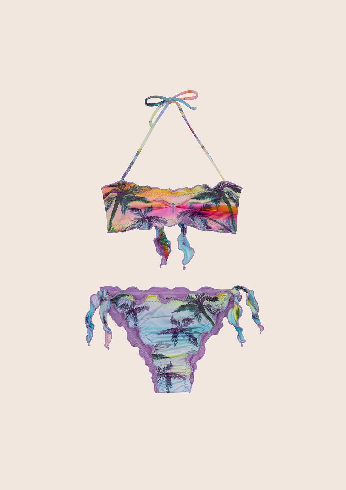 Bikini grubu ve brifingler ayarlanabilir gün batımı düğümleri