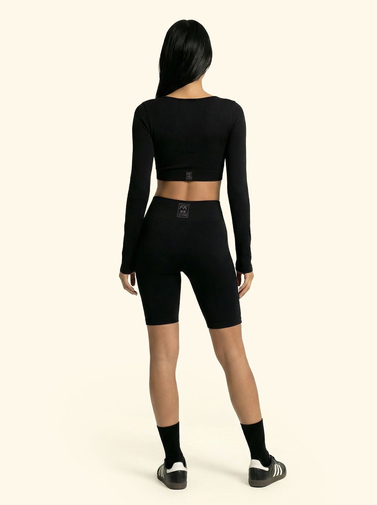 T-Shirt Crop Seamless F**K Nera 05SM02-BK