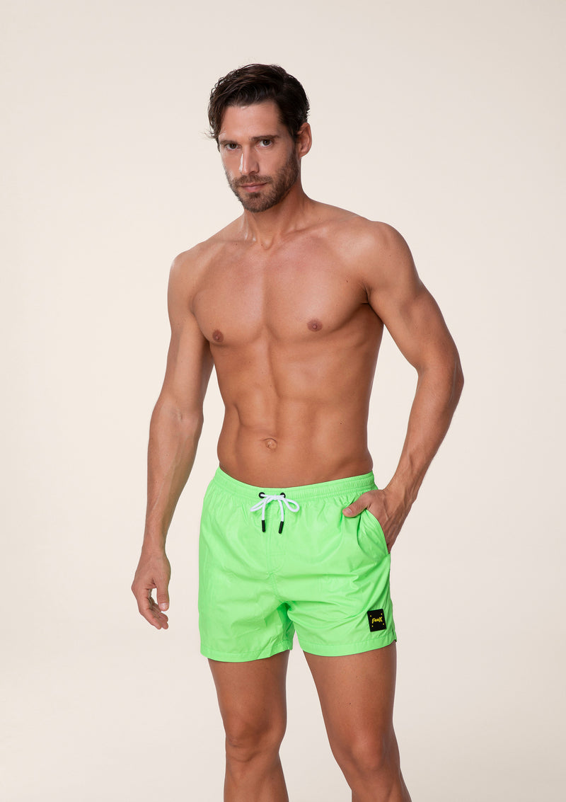 Σύντομη Shin Short