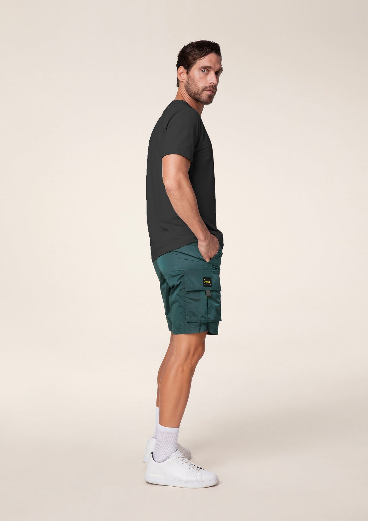 T-shirt με τσέπη