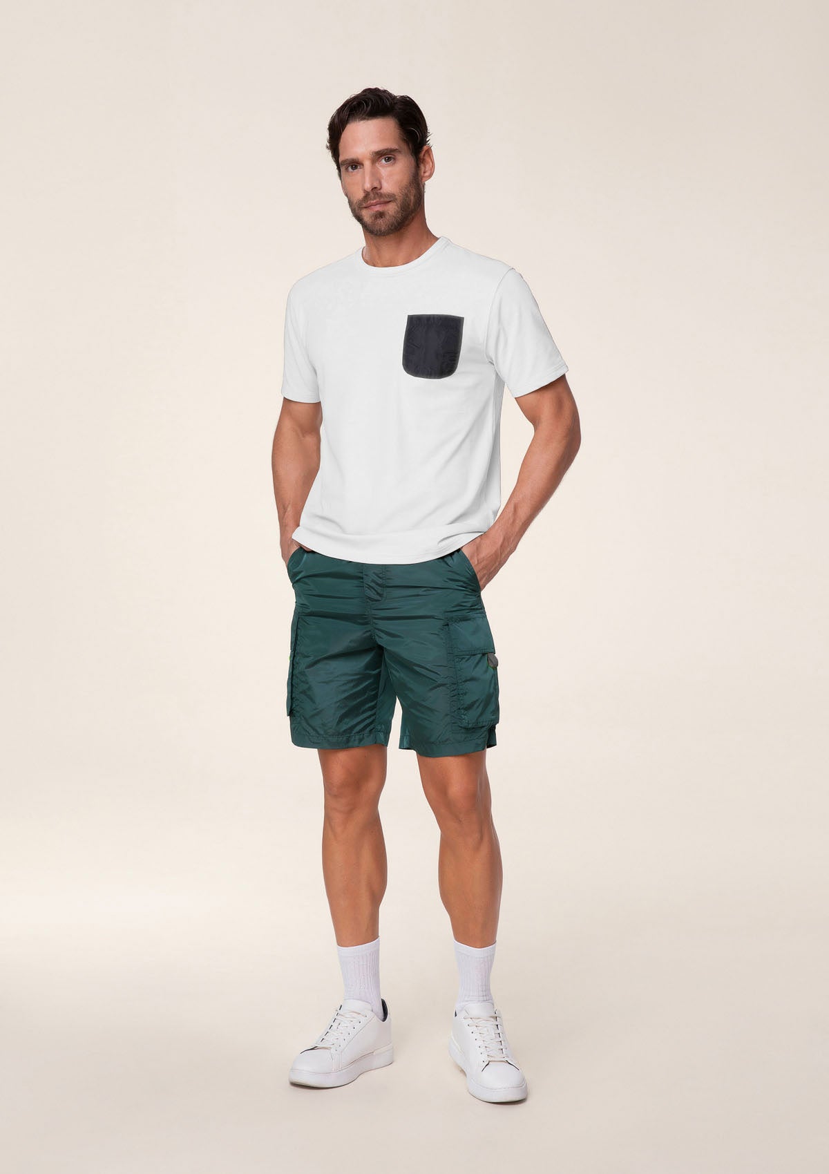 T-shirt με τσέπη