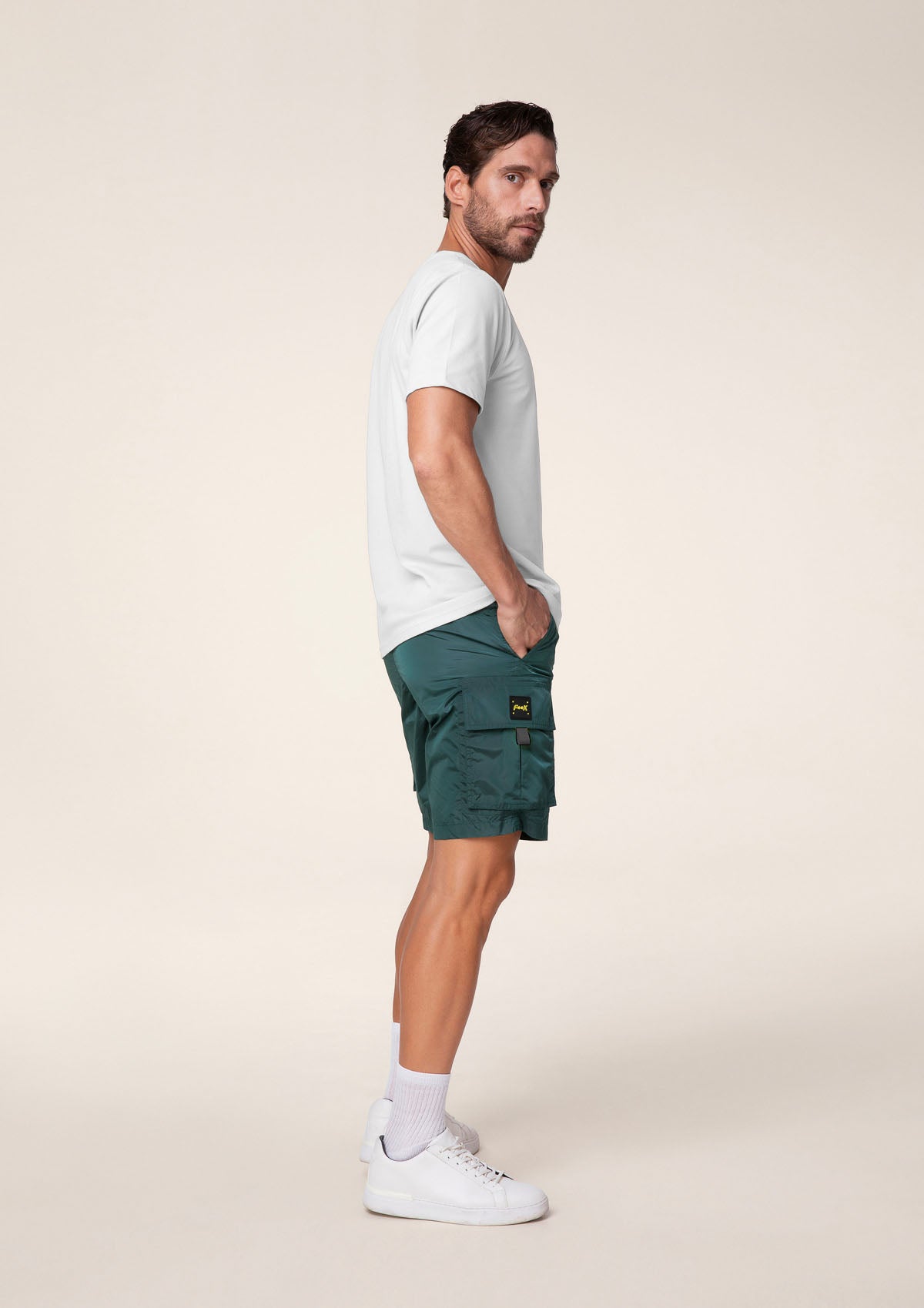 T-shirt με τσέπη