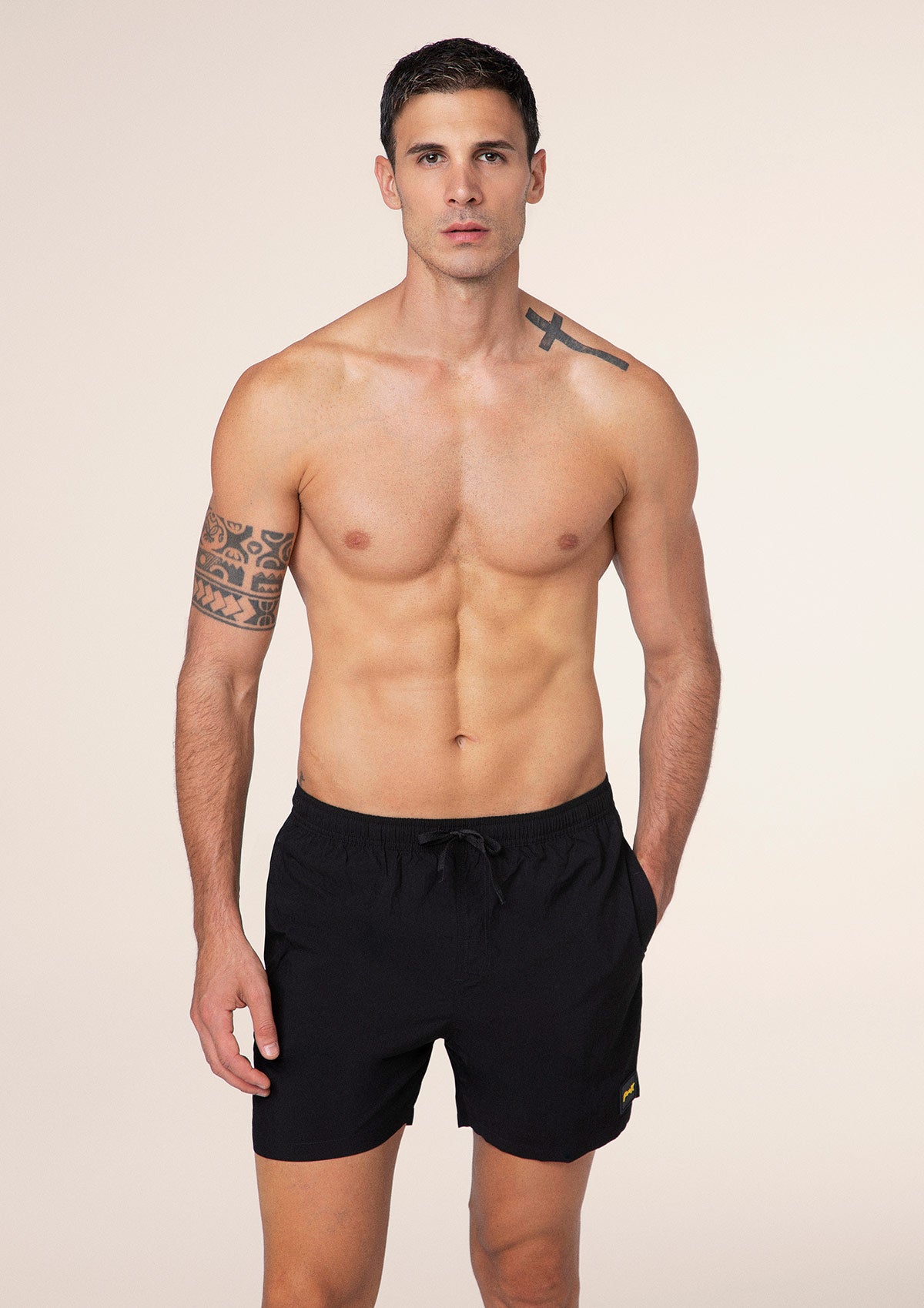 Pantallona të shkurtra burra f ** k të zezë m01bu01-bk