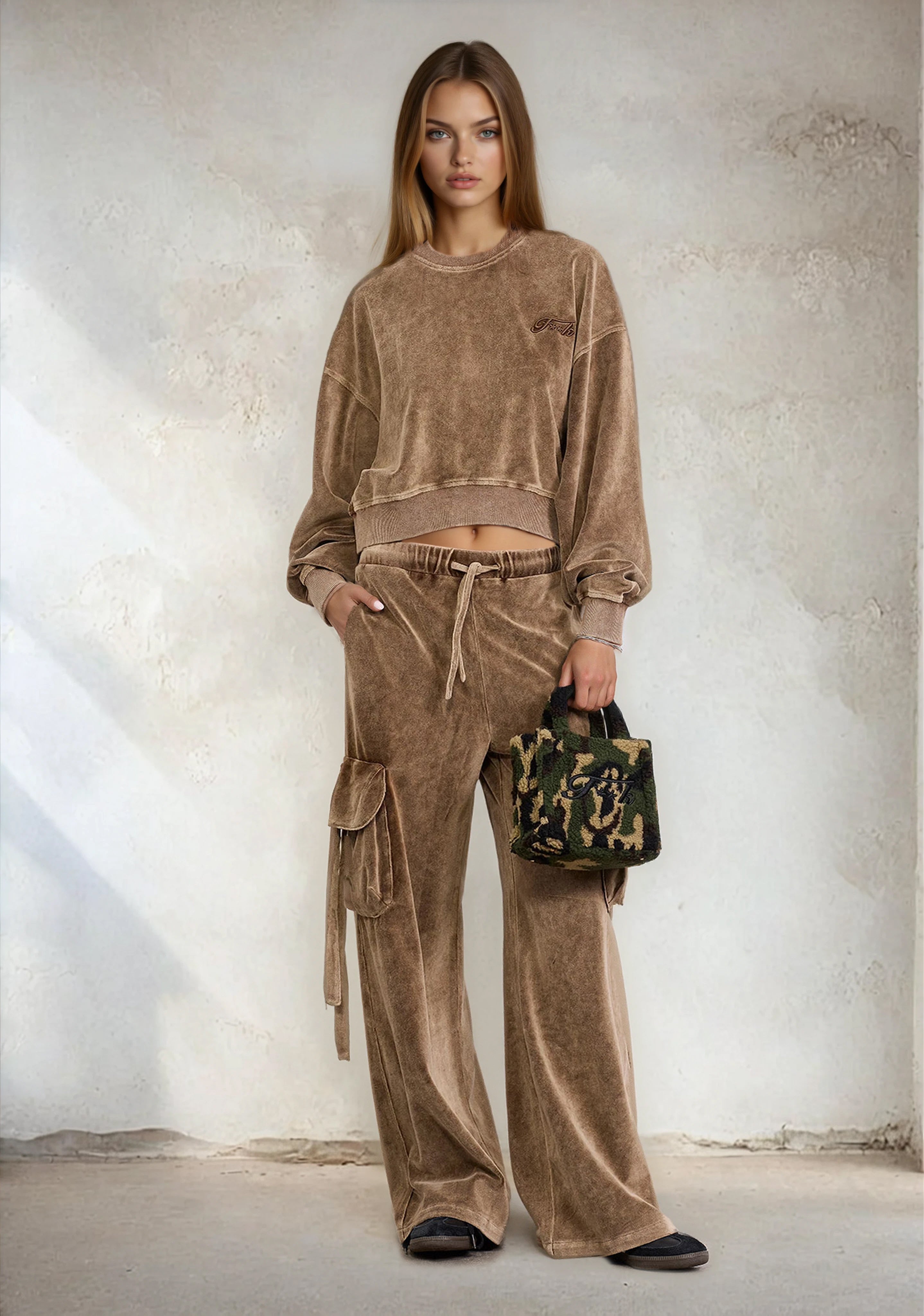 Felpa crop Donna F**K Light brown W0406-LB