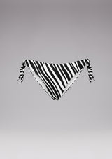 STRIPED COVERING KNOTS BRIEFS