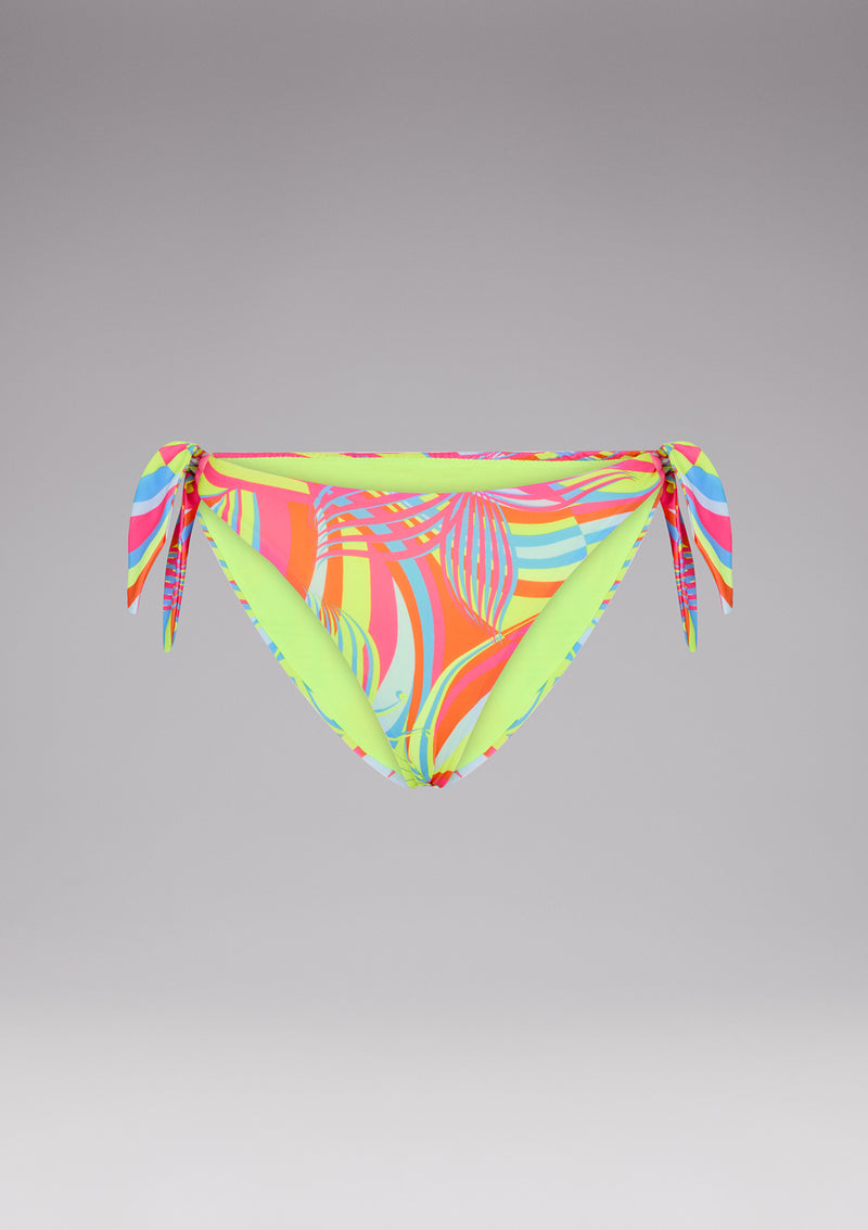 BUTTERFLY COVERING KNOT BRIEFS